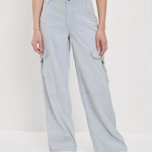 American Eagle Outfitters Light Grey Dreamy Drape Wide Leg Cargo Pants sz 18